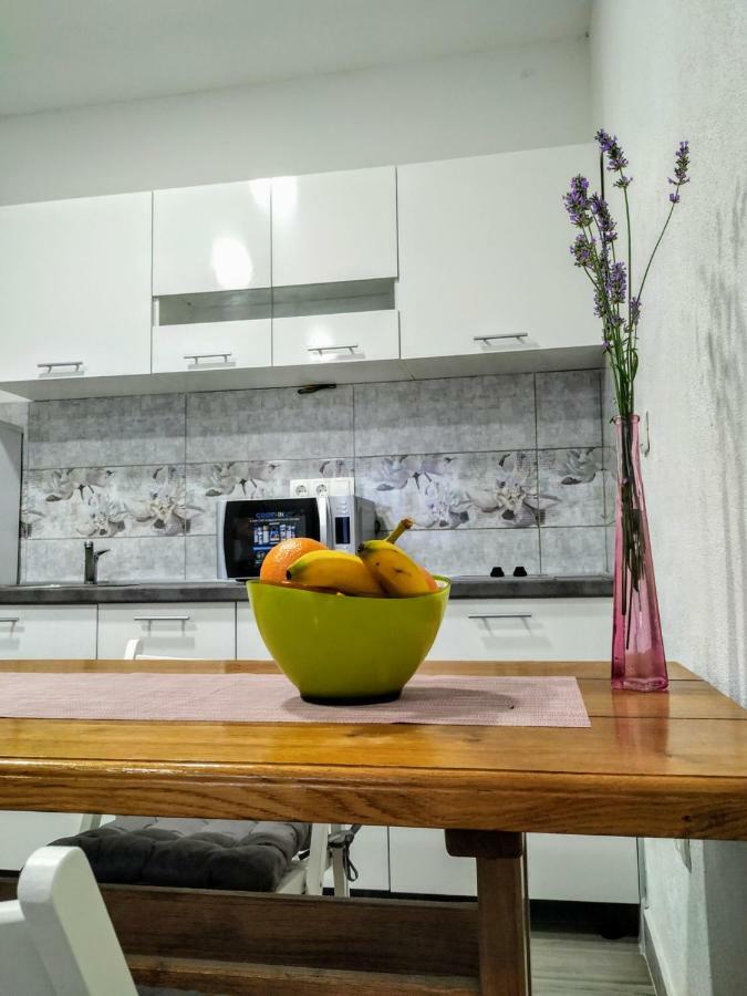 Studio Apartman Violeta II - 50M From The Beach Trogir Exterior foto